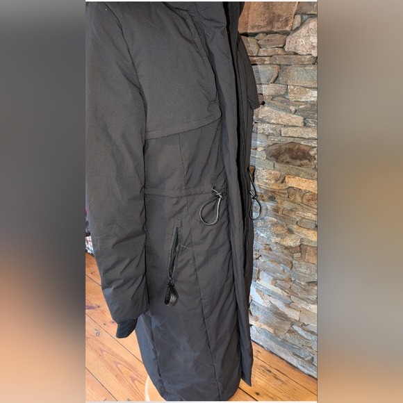 Cole Haan NWT Long Black Puffer Jacket With Hood, Zip Front, Size M - Picture 7 of 11